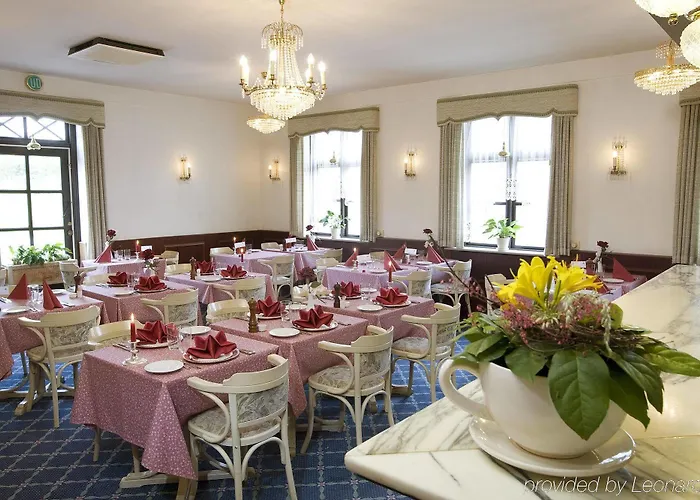 Отель Naesbylund 3*